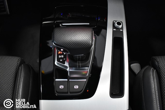 AUDI Q5 40 TDI 204 CV quattro S tronic S line plus